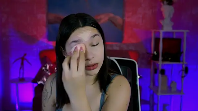 Snapshot of KimClarks_ chatting on 12-05-25, 12:47 KimClarks online show from 12-05-25, 12:47