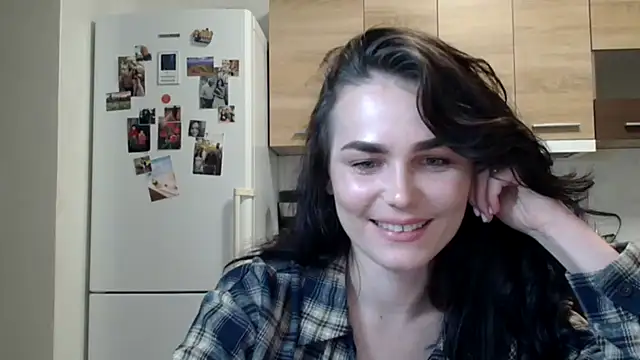 Snapshot of Silviaa_a chatting on 09-29-25, 07:19 Silviaa a online show from 09-29-25, 07:19