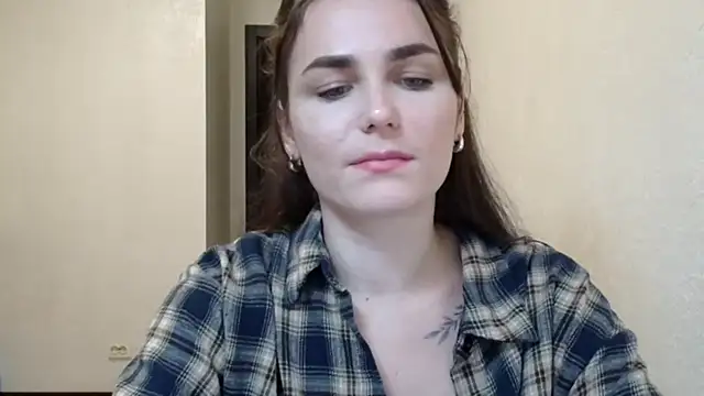 Snapshot of Silviaa_a chatting on 10-08-25, 06:38 Silviaa a online show from 10-08-25, 06:38