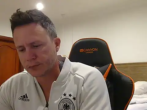 TroyDieselXXX online show from 04-09-26, 04:12