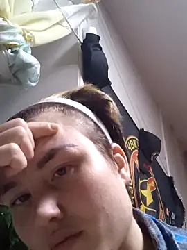 Snapshot of MoonIrene chatting on 10-28-25, 05:15 MoonIrene online show from 10-28-25, 05:15