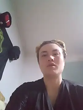 Snapshot of MoonIrene chatting on 10-30-25, 03:57 MoonIrene online show from 10-30-25, 03:57