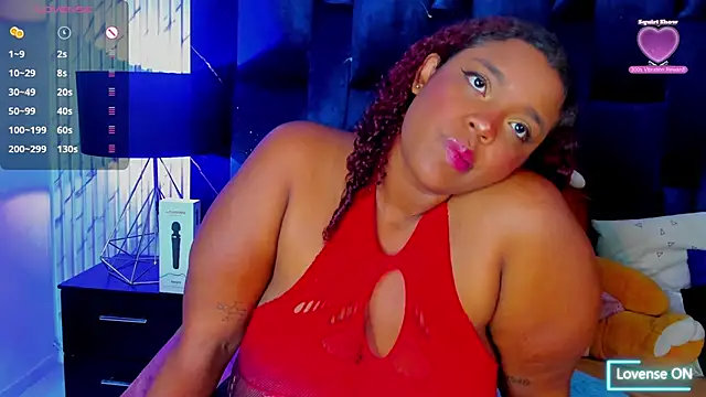 Alaia Gutierrez online show from 10-21-25, 08:53