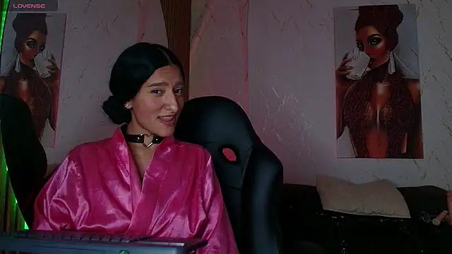 Scaarlettfox online show from 11-10-25, 07:35