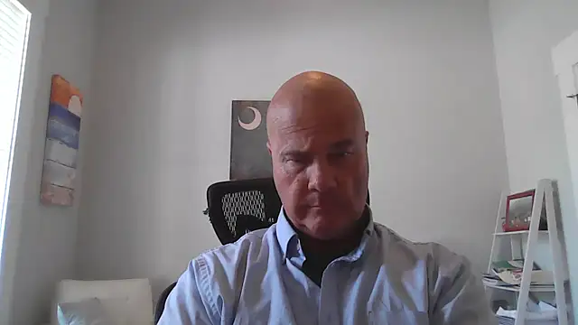 Snapshot of cyclone1212 chatting on 05-27-26, 07:00 cyclone1212 online show from 05-27-26, 07:00