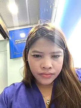 Snapshot of Sweetheart_Claire chatting on 02-13-26, 04:41 Sweetheart Claire online show from 02-13-26, 04:41