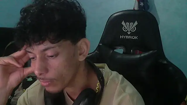 Snapshot of Dark_DesireX chatting on 04-29-26, 02:32 Dark DesireX online show from 04-29-26, 02:32