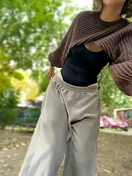 KellyKeler online show from 10-12-25, 12:26