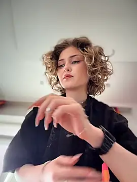 KellyKeler online show from 03-28-26, 10:15