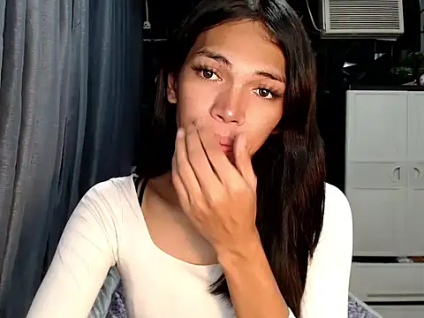 ladyhotcuming online show from 06-01-26, 06:42