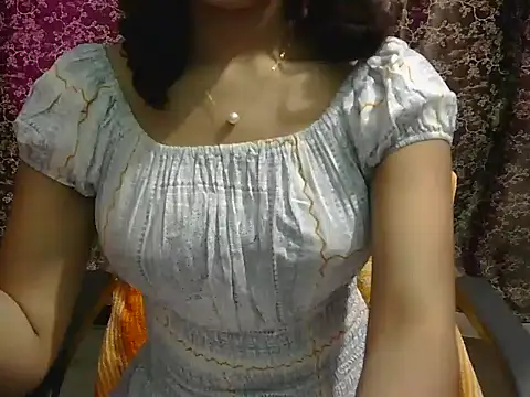 lovely soniya online show from 04-21-26, 05:58