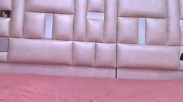 emmacurvy online show from 10-11-25, 03:06