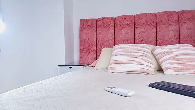 emmacurvy online show from 11-29-25, 03:09