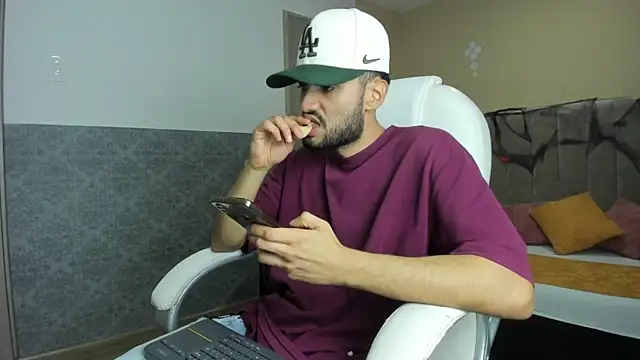 Ryan Jackson  online show from 10-01-25, 11:11