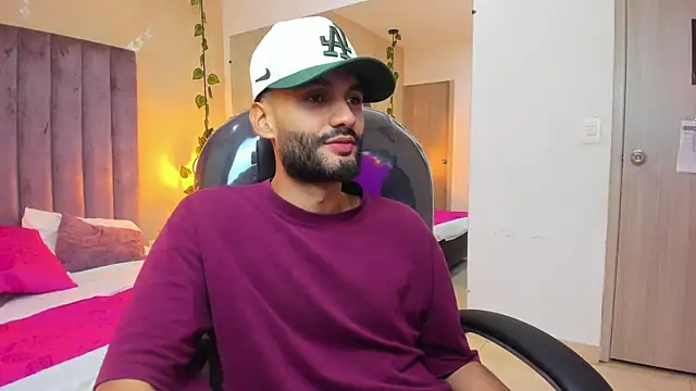 Ryan Jackson  online show from 11-30-25, 05:11