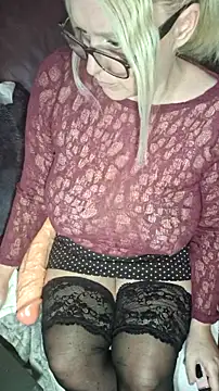 Bouncy-Bella28X online show from 07-03-26, 02:01