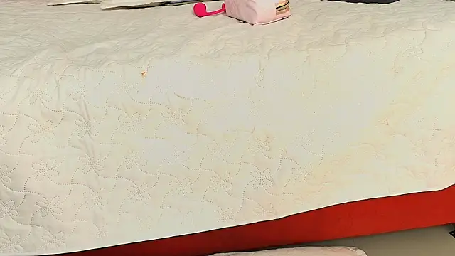 keyla mejia online show from 12-20-25, 12:01