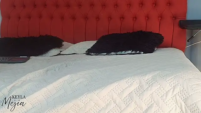 keyla mejia online show from 02-11-26, 11:59