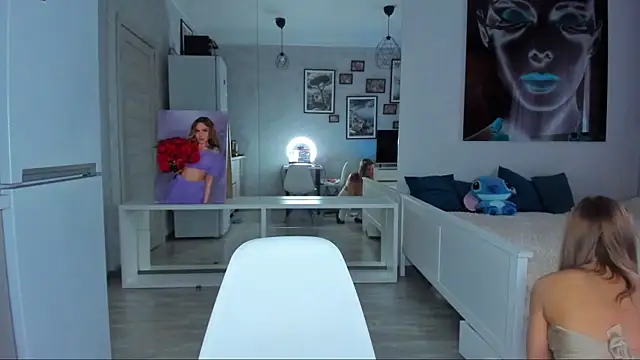 Snapshot of MashaFromRussia__ chatting on 10-15-25, 11:21 MashaFromRussia online show from 10-15-25, 11:21