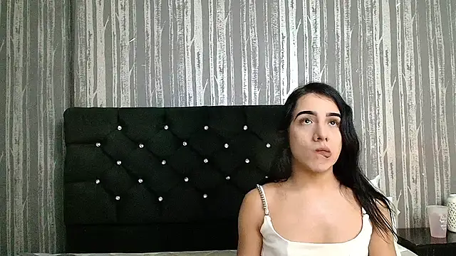 Alicee Moonn online show from 05-20-26, 07:53