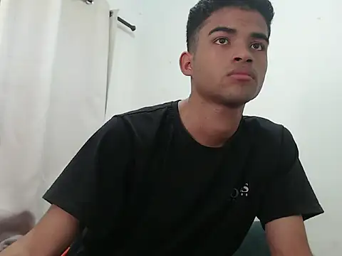 Snapshot of camillo_beischel_ chatting on 09-16-25, 07:37 camillo beischel online show from 09-16-25, 07:37