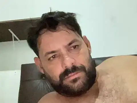 Snapshot of Almir10 chatting on 02-24-26, 09:13 Almir10 online show from 02-24-26, 09:13