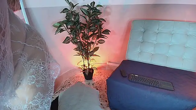 DivaFlamme online show from 02-17-26, 04:53