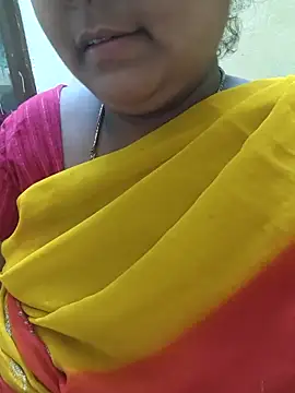 Snapshot of Villageanuty chatting on 10-06-25, 12:57 Villageanuty online show from 10-06-25, 12:57