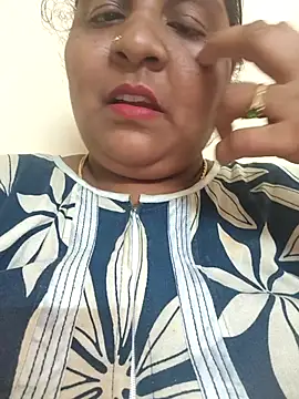 Snapshot of Villageanuty chatting on 10-11-25, 04:49 Villageanuty online show from 10-11-25, 04:49