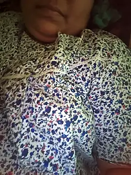 Snapshot of Villageanuty chatting on 10-29-25, 01:52 Villageanuty online show from 10-29-25, 01:52