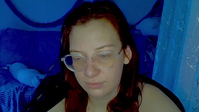 Lily Ember online show from 01-12-26, 08:58