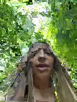 Snapshot of SweetBella95_ chatting on 07-05-26, 06:26 SweetBella95 online show from 07-05-26, 06:26