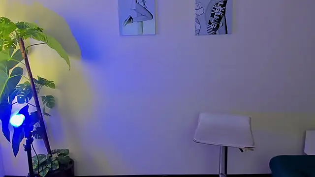 SamayRyann online show from 12-18-25, 01:06