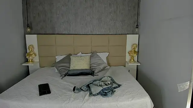 Snapshot of SamayRyann chatting on 07-18-26, 01:48 SamayRyann online show from 07-18-26, 01:48