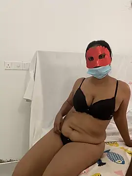 Snapshot of venom-172 chatting on 10-27-25, 04:38 venom-172 online show from 10-27-25, 04:38