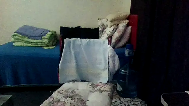 st206boy online show from 12-23-25, 12:41