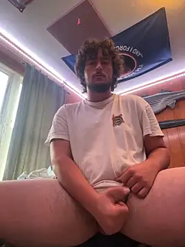 Snapshot of ThomasL4187 chatting on 11-15-25, 09:00 ThomasL4187 online show from 11-15-25, 09:00