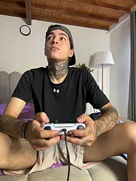 samm4044 online show from 02-28-26, 07:37