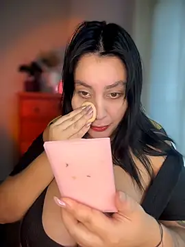 victoria amatista  online show from 02-15-26, 03:09