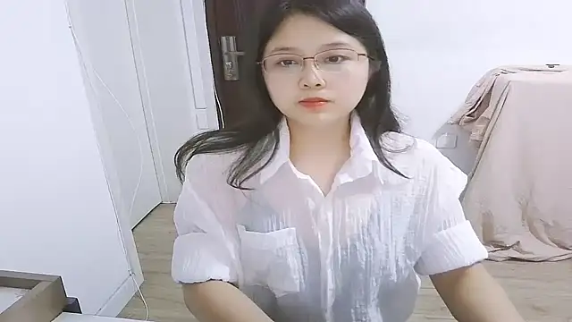 Snapshot of 98bunny chatting on 09-20-25, 03:02 98bunny online show from 09-20-25, 03:02