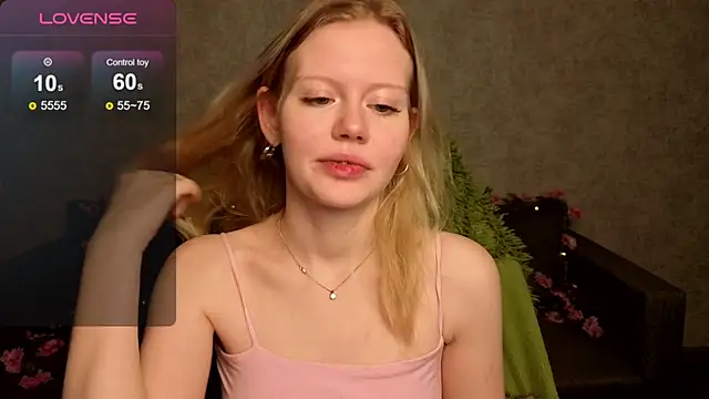 Snapshot of Wendy_228 chatting on 11-01-25, 12:56 Wendy 228 online show from 11-01-25, 12:56