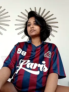 Snapshot of littlemissdevil69 chatting on 09-10-25, 08:36 littlemissdevil69 online show from 09-10-25, 08:36