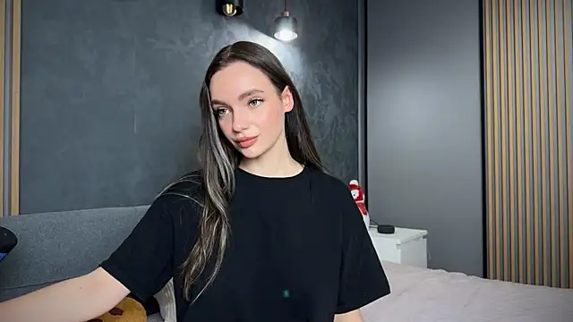 Snapshot of litlle_angelll chatting on 12-14-25, 05:18 litlle angelll online show from 12-14-25, 05:18