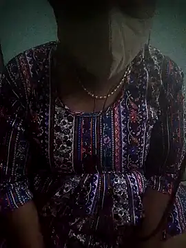 Snapshot of Sassy_Indianbhabi chatting on 09-19-25, 04:29 Sassy Indianbhabi online show from 09-19-25, 04:29