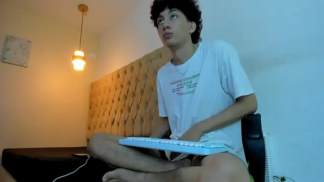 Darkknightx01 online show from 02-28-26, 01:28