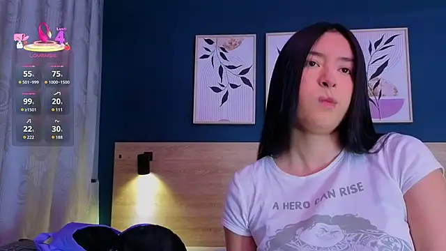 Snapshot of SarahMiler_ chatting on 03-16-26, 11:47 SarahMiler online show from 03-16-26, 11:47