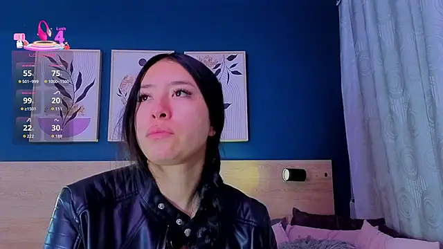 Snapshot of SarahMiler_ chatting on 03-25-26, 11:16 SarahMiler online show from 03-25-26, 11:16