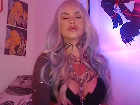 Sofia May online show from 10-20-25, 04:02