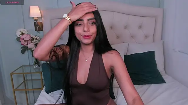 Snapshot of juliana_davies_ chatting on 04-15-26, 05:20 juliana davies online show from 04-15-26, 05:20