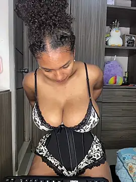 Mia sweet80 online show from 10-18-25, 02:58